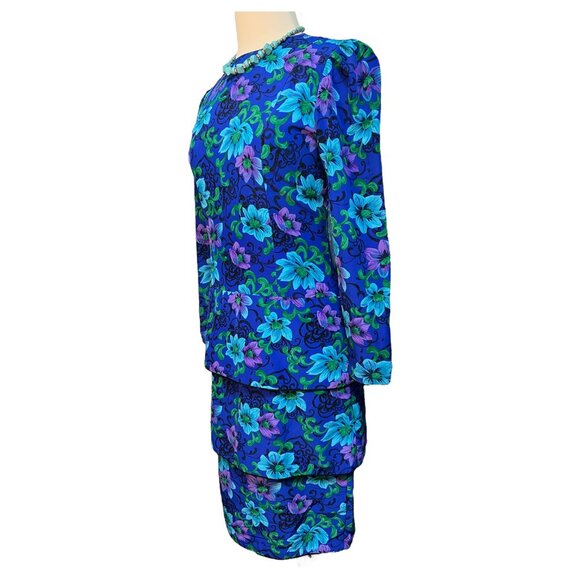 Colorful floral dress in blues and greens - Picture 2 of 5